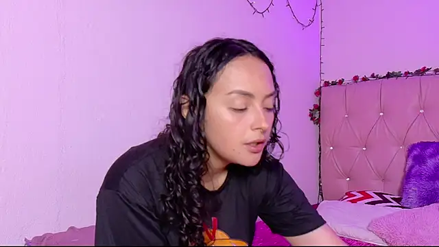 manumeow1 online show from February 9, 10:23 pm