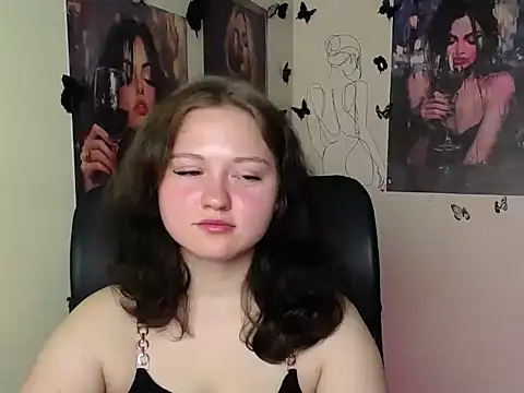 LadyAlice  online show from June 11, 5:59 am