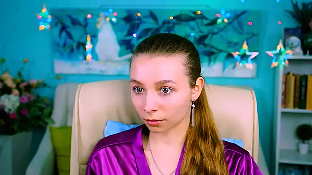 JulieDaniel online show from October 17, 9:23 am