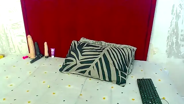 SexyChantyBabe25 online show from April 25, 4:59 pm