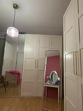 chloedlm5 online show from April 25, 9:01 pm