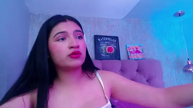 laurenelove online show from November 11, 3:57 am