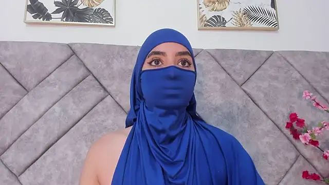 nayiraa  online show from March 18, 2:05 am