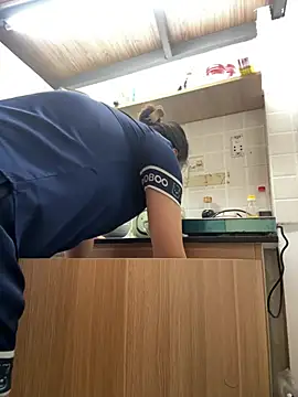 sharon-Hanna online show from April 27, 4:09 am