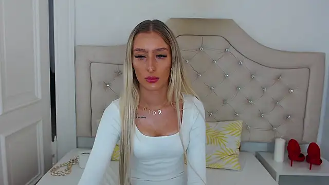 NatalieSensual online show from October 15, 11:13 am