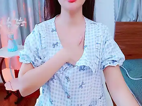 girlsweets2277 online show from September 17, 4:43 am