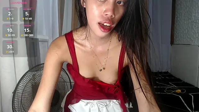 kourtneyluv  online show from April 24, 6:05 am