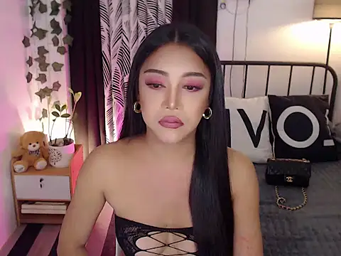 YoungFreshMaria69 online show from July 6, 8:41 am