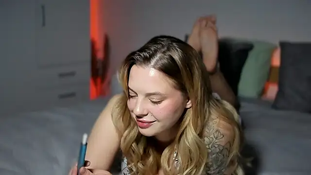 LilyFlamee online show from February 15, 3:22 pm