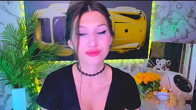 Mollyinyourmind online show from October 24, 9:55 pm