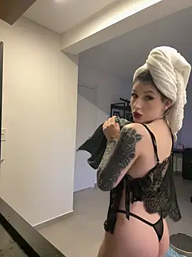 Privad ravenna online show from April 23, 8:55 pm