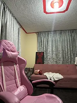 laure torres online show from April 23, 2:52 am