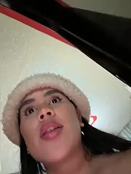 laure torres online show from March 10, 3:10 am