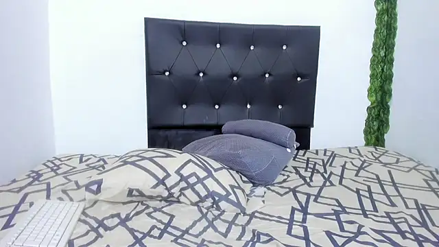 michellnasty online show from November 14, 7:14 pm