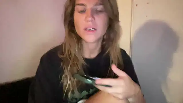 sweetceeme online show from June 25, 5:12 am