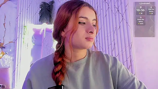 Naomy tay1 online show from April 11, 7:45 am