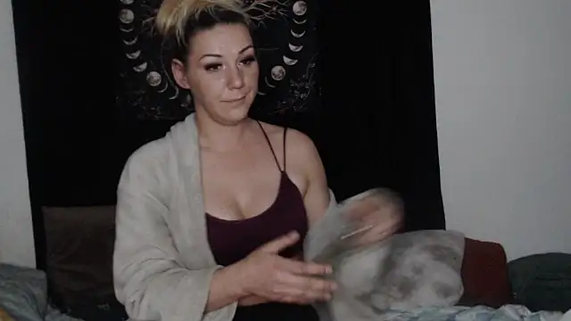 Sidney Rockz online show from April 27, 3:36 am