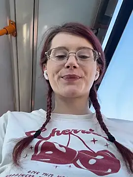 raen001 online show from April 27, 9:06 am