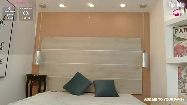 AlexandraCambell online show from April 18, 7:58 pm