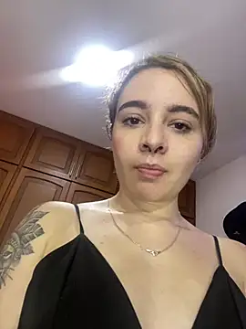 karla-thomsom10 online show from February 10, 10:24 pm