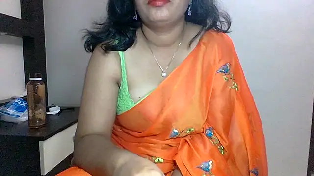 anu-anu2002 online show from August 1, 3:47 pm