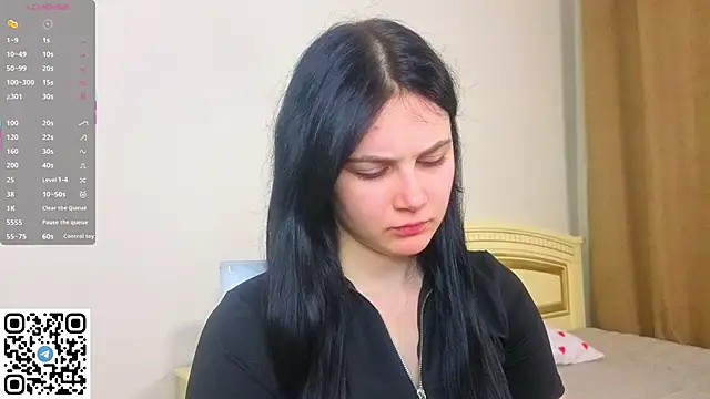 EnricaElis online show from April 19, 8:33 pm