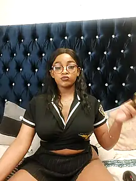 Snapshot of SultryCocoBabe chatting on September 29, 9:31 pm SultryCocoBabe online show from September 29, 9:31 pm