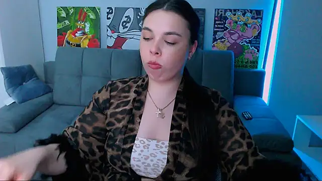 queenofthesense  online show from March 11, 4:31 pm