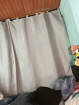 EVAH LEE  online show from March 10, 12:03 am