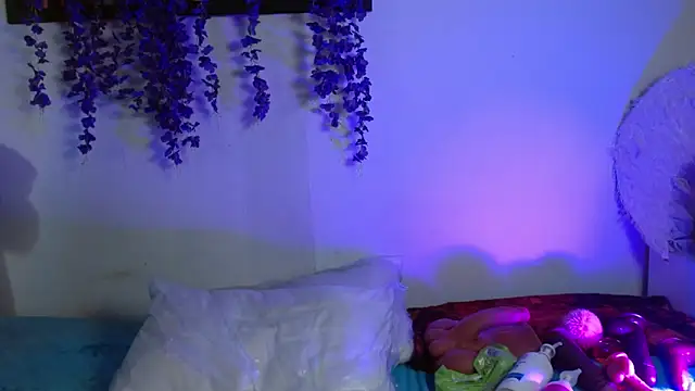 hellenngp online show from April 26, 2:42 am