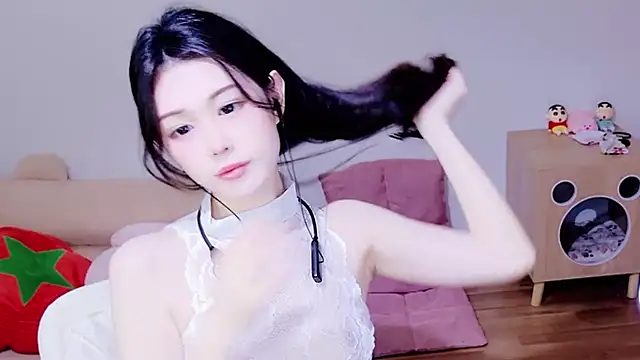 Snapshot of iukoi-77yo chatting on October 12, 11:01 am iukoi-77yo online show from October 12, 11:01 am