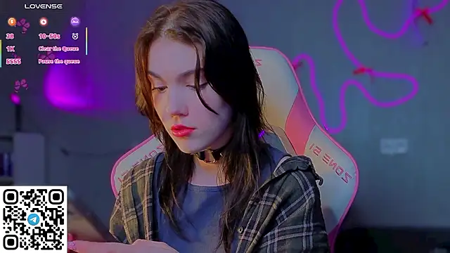 Sophie SkyAngel online show from March 14, 9:05 pm