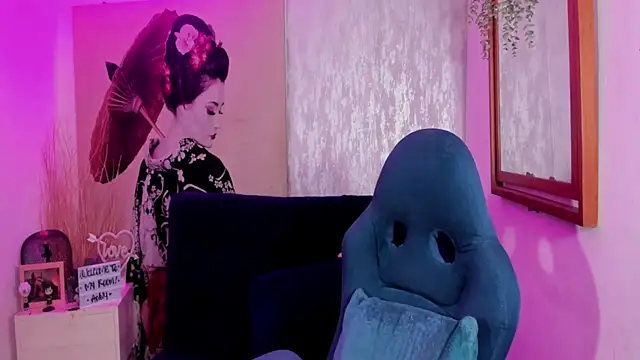 melanny ferrara online show from September 10, 2:55 am