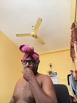 femboyslqueen online show from November 4, 5:01 am