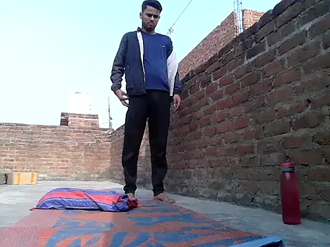 ursdreamperson online show from November 24, 8:38 am