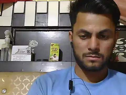 ursdreamperson online show from April 23, 1:02 pm