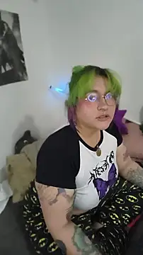 XxGreenGoodxX online show from April 22, 8:17 pm