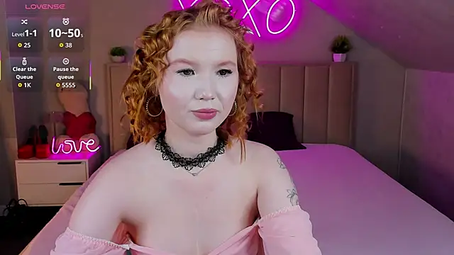 Anna Patterson online show from April 10, 10:10 am