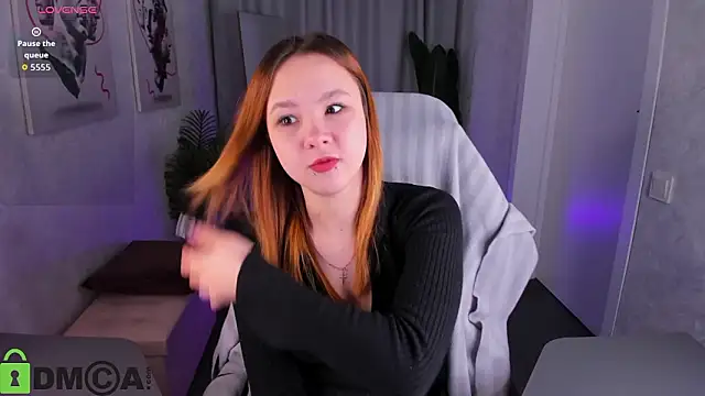 Lori Blossom online show from March 5, 10:00 am