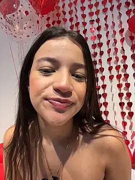 LUNAA    online show from February 11, 4:03 am