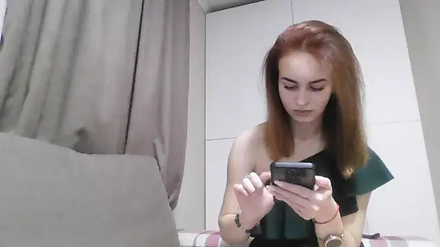 Requellia online show from November 8, 8:03 pm