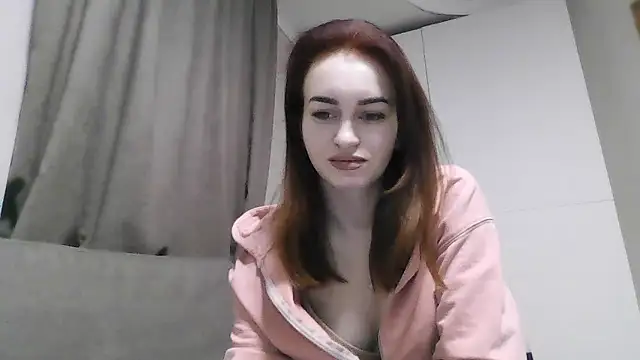 Requellia online show from January 12, 10:15 pm