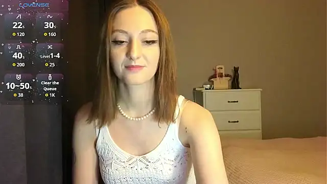 white liillyy online show from January 15, 11:55 pm