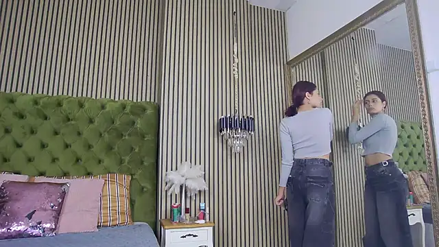 LunaHart online show from November 22, 4:20 pm