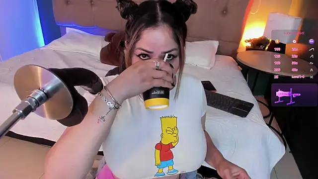 Karol Pagee online show from April 28, 3:43 am