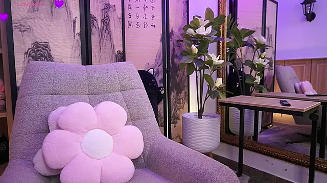 NamiKimura online show from April 7, 7:16 pm