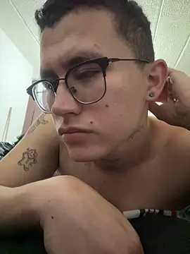 Kurtxxx22 online show from March 21, 4:50 am