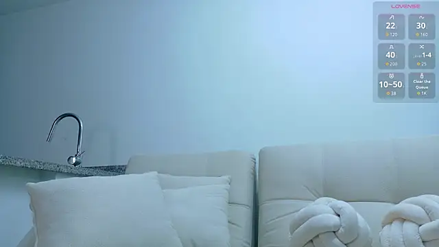 Michelle Ferrerr online show from June 18, 9:58 am