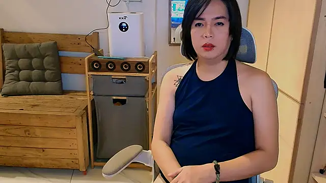 Snapshot of moriliciousxxx chatting on October 10, 12:59 am moriliciousxxx online show from October 10, 12:59 am