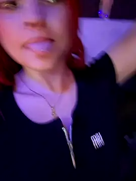 NahomiRichards  online show from February 8, 11:03 am